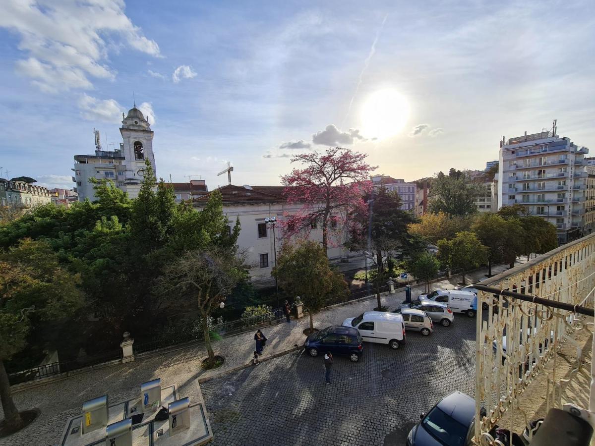 Shangri-La Hostel Anjos Лиссабон Экстерьер фото