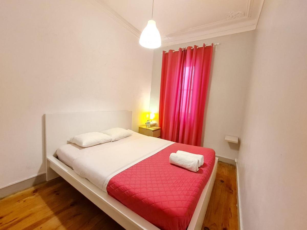 Shangri-La Hostel Anjos Лиссабон Экстерьер фото