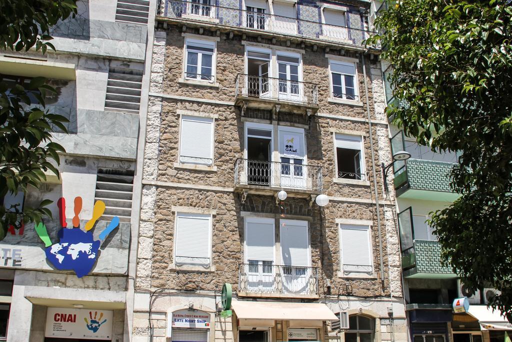 Shangri-La Hostel Anjos Лиссабон Экстерьер фото