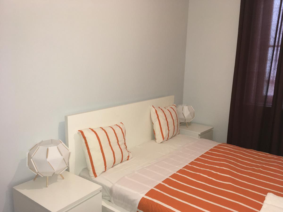 Shangri-La Hostel Anjos Лиссабон Экстерьер фото